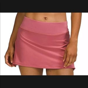 Lululemon Play off the Pleats Skirt Size 4